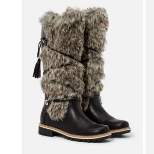 NEW just fab Rooney never been worn gray fur black tall boots lace up size 6.5